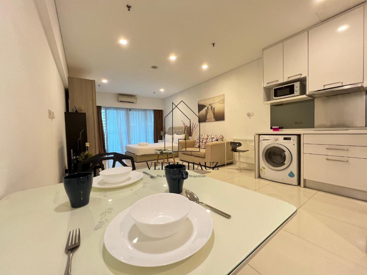 Mercu Summer Apartemen *