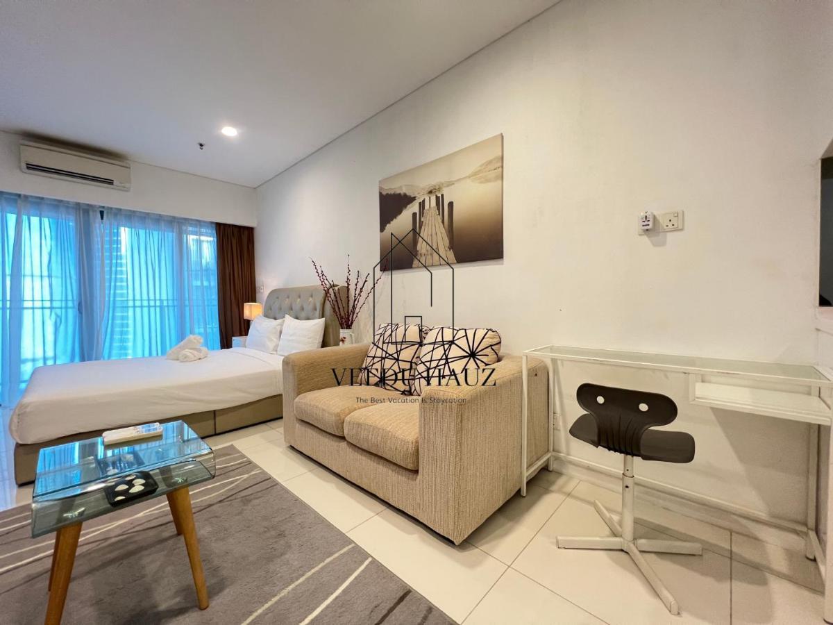 Apartemen Mercu Summer