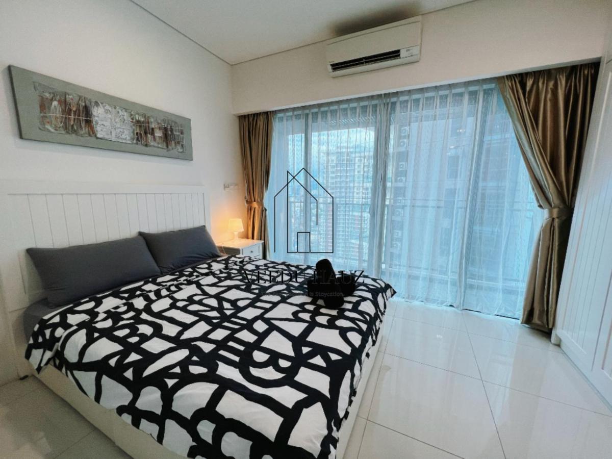 Mercu Summer Apartemen *